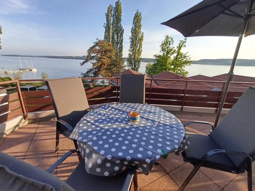 Bodensee Apartment Ueberlingen Strandweg Екстериор снимка